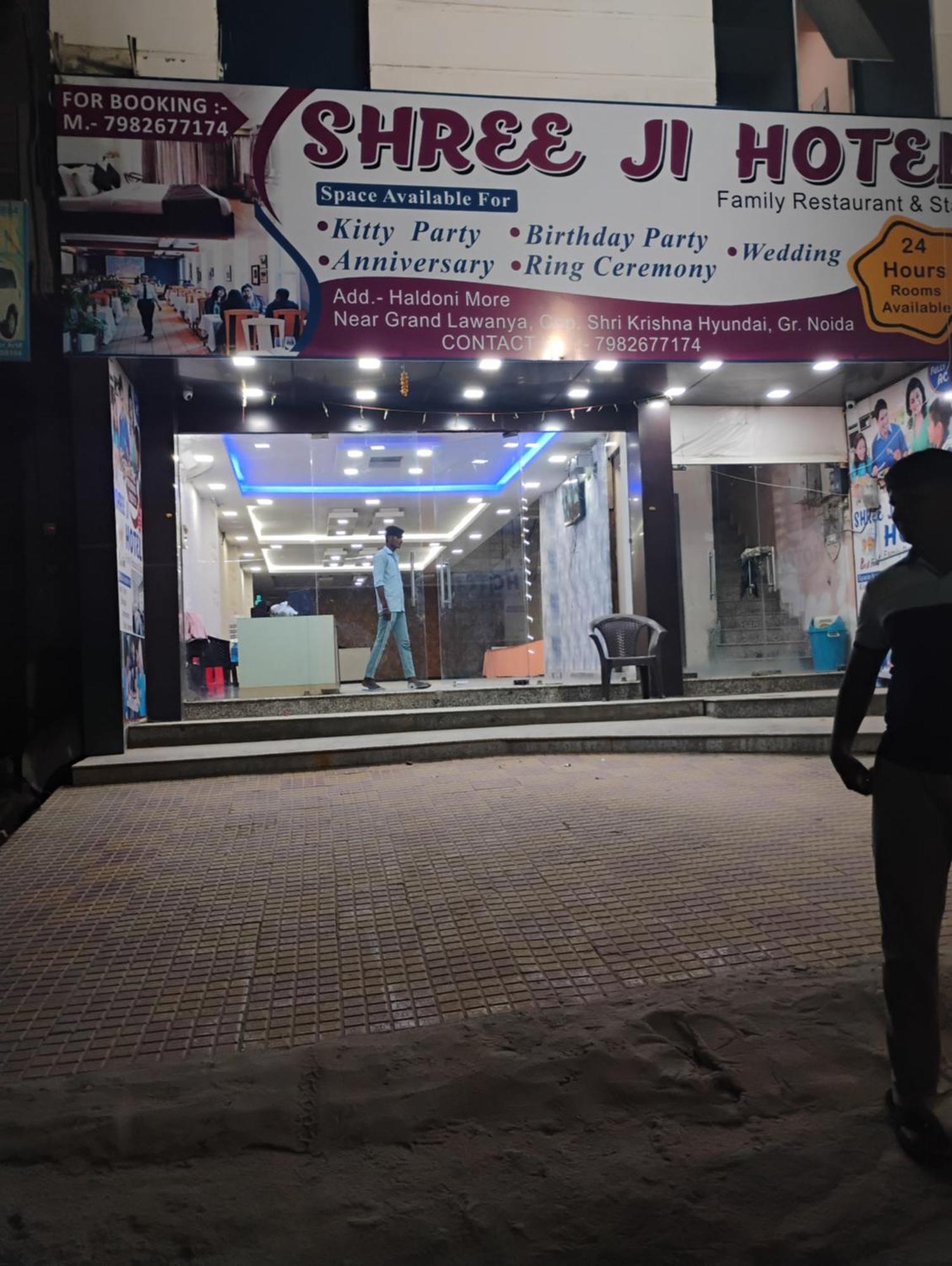 Shree Ji Hotel Greater Noida Eksteriør billede